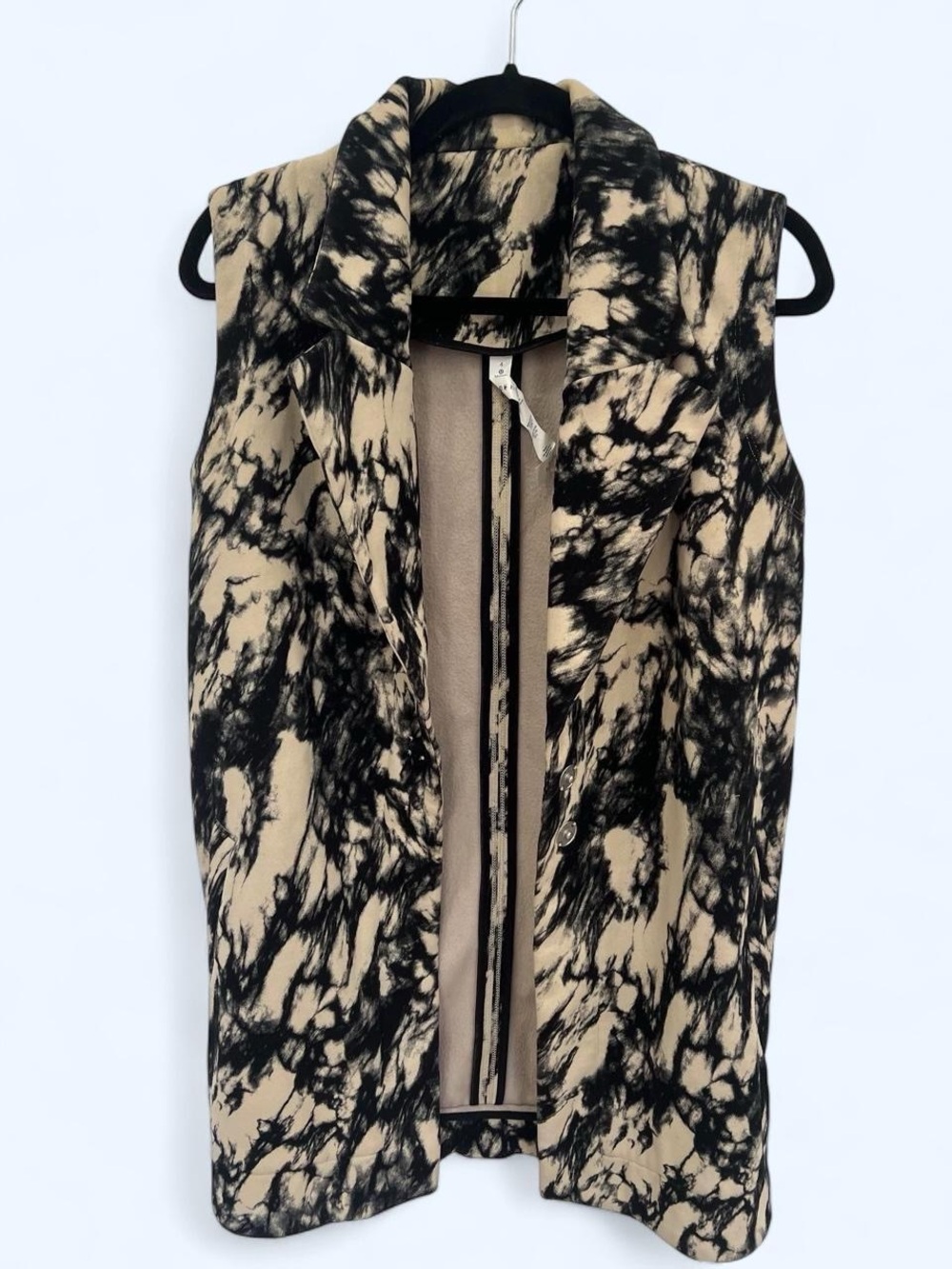 lululemon athletica Black & Cream Tie-Dye Sleeveless Vest
